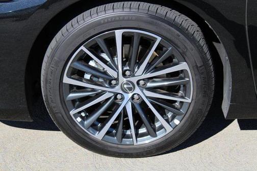 2025 Lexus ES 350 Base