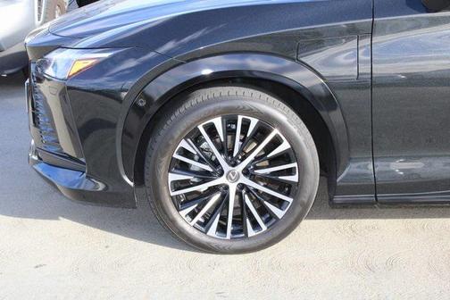 2023 Lexus RZ 450e Luxury