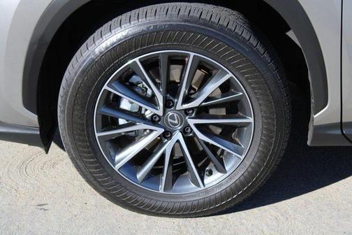 2025 Lexus NX 350h Premium