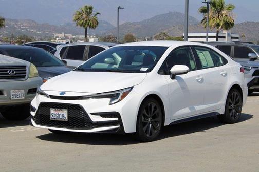 2024 Toyota Corolla Hybrid SE