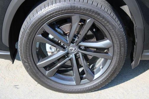 2023 Lexus NX 450h+ Luxury