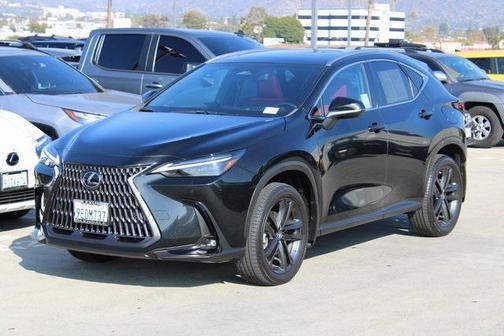 2023 Lexus NX 450h+ Luxury