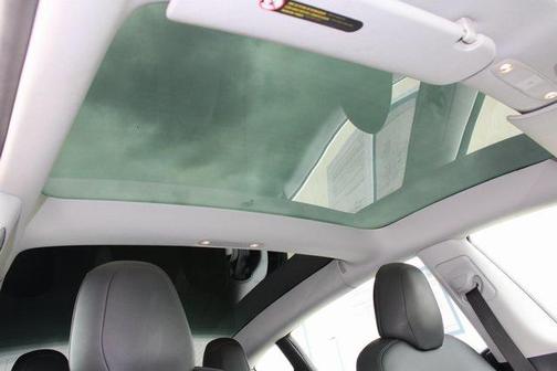 2019 Tesla Model 3 Mid Range
