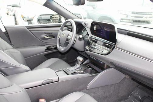 2023 Lexus ES 350 Base