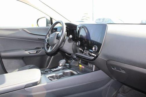2023 Lexus NX 450h+ Luxury