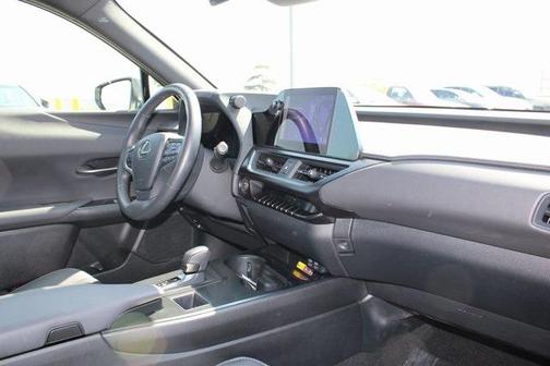 2025 Lexus UX 300h Base