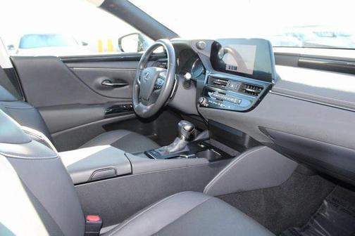 2023 Lexus ES 350 Base