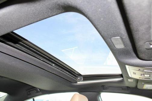 2023 Lexus ES 300h Base