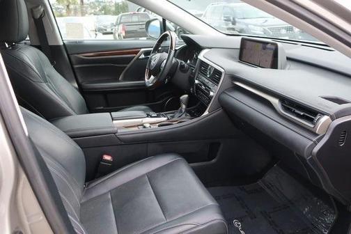 Photo 5 of 22 of 2019 Lexus RX 350 350