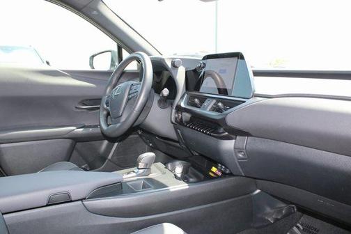 2025 Lexus UX 300h Base