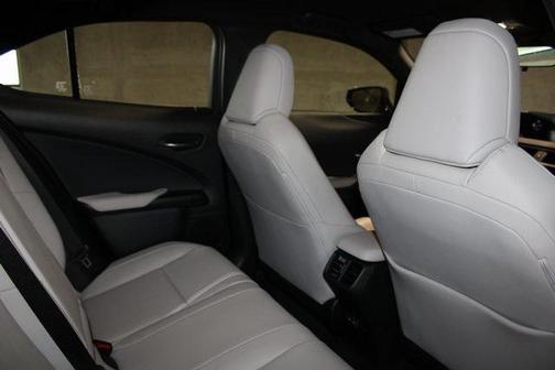 2022 Lexus UX 250h Base