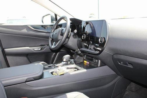 2025 Lexus NX 350h 350h Base
