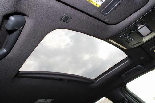 2025 Lexus UX 300h Base