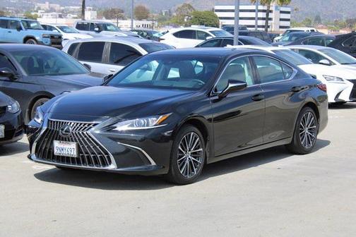 2024 Lexus ES 300h Base