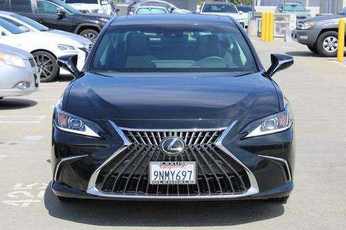 2024 Lexus ES 300h Base