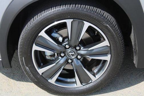 2025 Lexus UX 300h Base