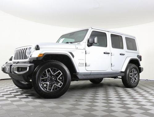 2024 Jeep Wrangler 4-Door Sahara 4x4