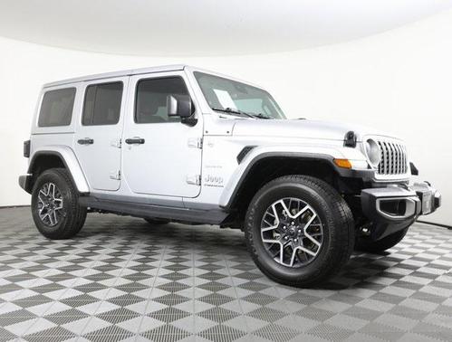 2024 Jeep Wrangler 4-Door Sahara 4x4