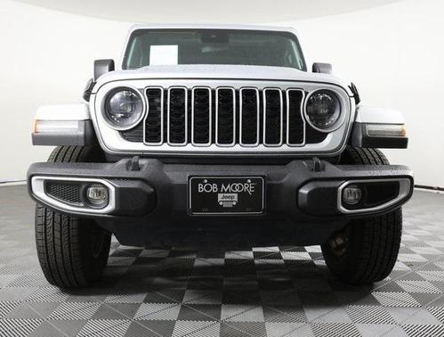 2024 Jeep Wrangler 4-Door Sahara 4x4