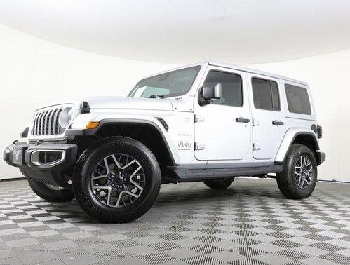 2024 Jeep Wrangler 4-Door Sahara 4x4
