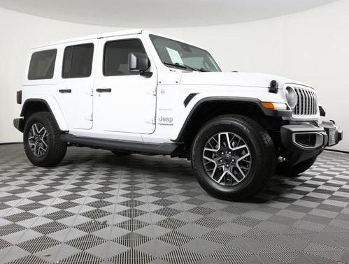 2024 Jeep Wrangler 4-Door Sahara 4x4