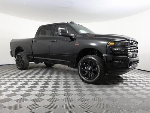 2025 RAM 2500 Big Horn Crew Cab 4x4 64' Box