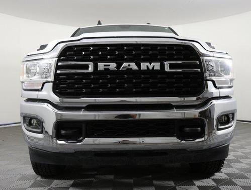 2022 RAM 2500 Big Horn Crew Cab 4x4 64' Box