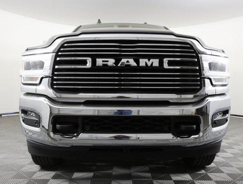 2020 RAM 2500 Laramie Crew Cab 4X4 64' Box