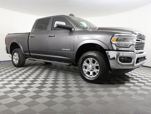 2020 RAM 2500 Laramie Crew Cab 4X4 64' Box