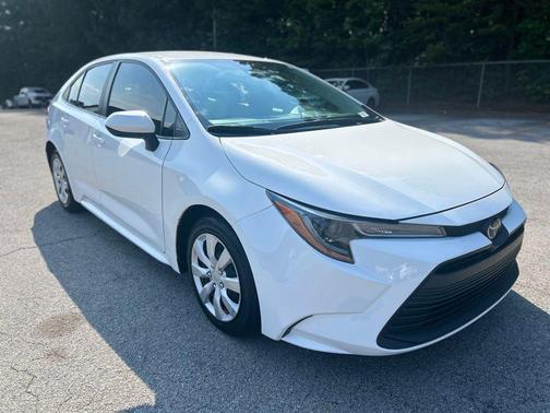 Ice Cap 2024 Toyota Corolla LE