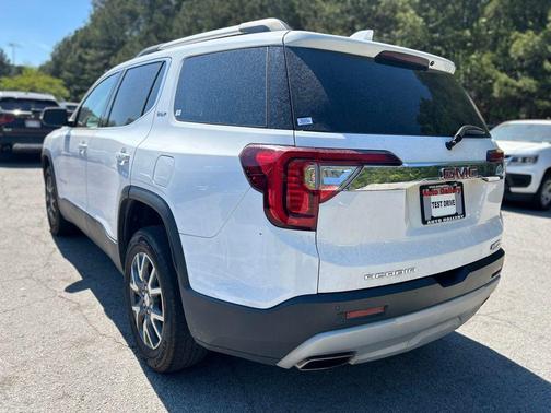 Summit White 2023 GMC Acadia FWD SLT