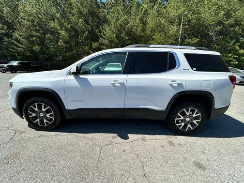 Summit White 2023 GMC Acadia FWD SLT