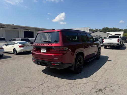 Velvet Red Pearlcoat 2023 Jeep Wagoneer Series II Carbide 4x4