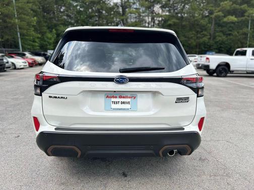 Crystal White Pearl 2025 Subaru Forester Hybrid Sport