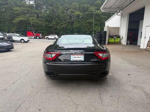 Black 2013 Maserati GranTurismo Sport