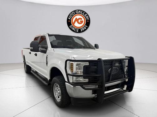 OXFORD WHITE 2019 Ford F-250 XL