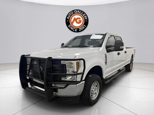 OXFORD WHITE 2019 Ford F-250 XL