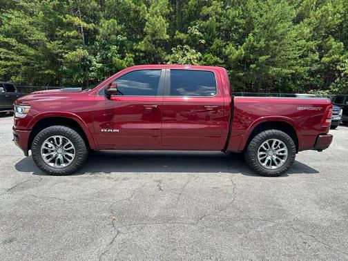 Delmonico Red Pearlcoat 2021 RAM 1500 Laramie