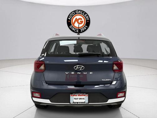Denim w/White Roof 2025 Hyundai VENUE Limited
