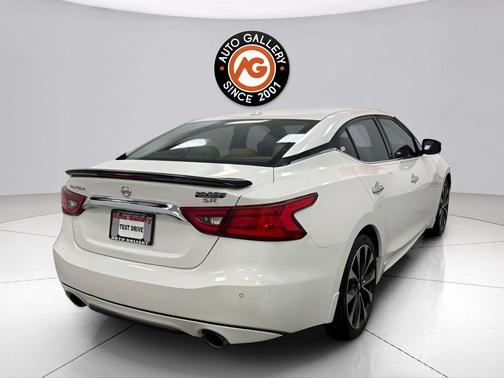 Pearl White 2016 Nissan Maxima 3.5 SR
