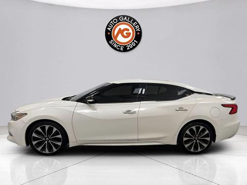 Pearl White 2016 Nissan Maxima 3.5 SR