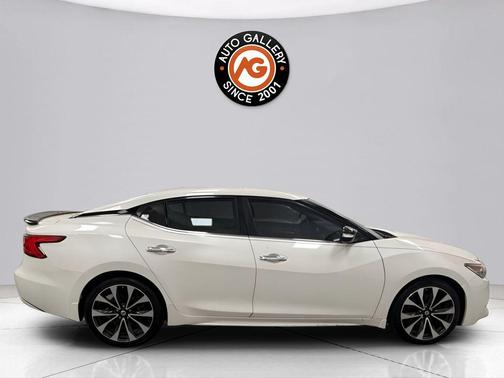 Pearl White 2016 Nissan Maxima 3.5 SR