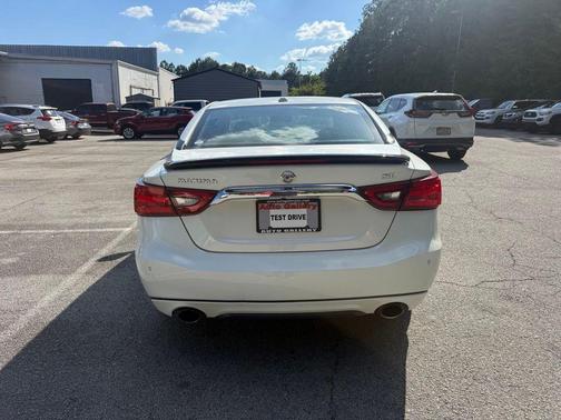 Pearl White 2016 Nissan Maxima 3.5 SR