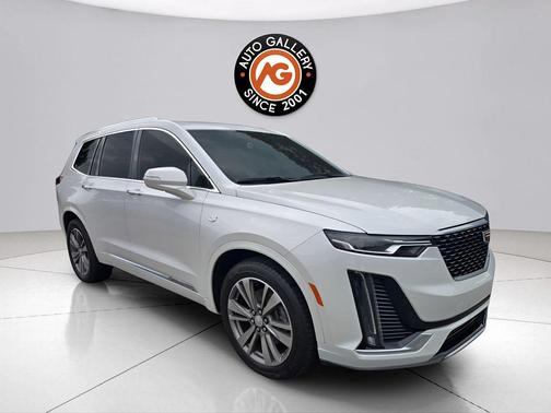 Crystal White Tricoat 2020 Cadillac XT6 Premium Luxury FWD