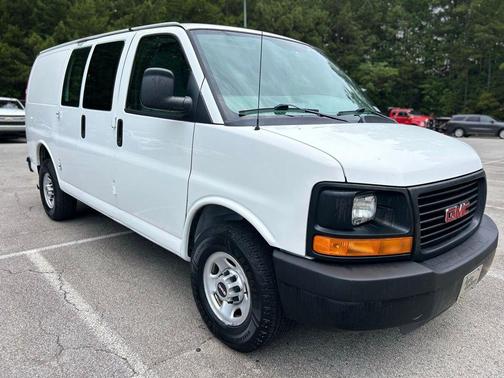 Summit White 2011 GMC Savana 2500 Work Van