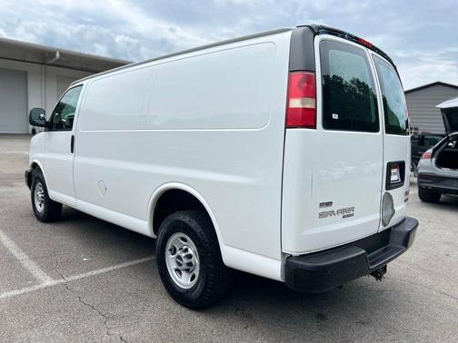 Summit White 2011 GMC Savana 2500 Work Van