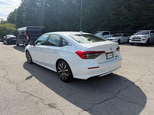 Platinum White Pearl 2022 Honda Civic EX