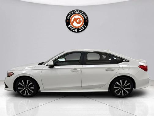 Platinum White Pearl 2022 Honda Civic EX