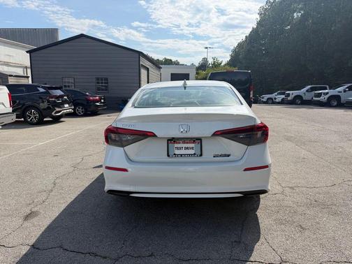 Platinum White Pearl 2022 Honda Civic EX