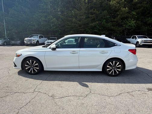 Platinum White Pearl 2022 Honda Civic EX